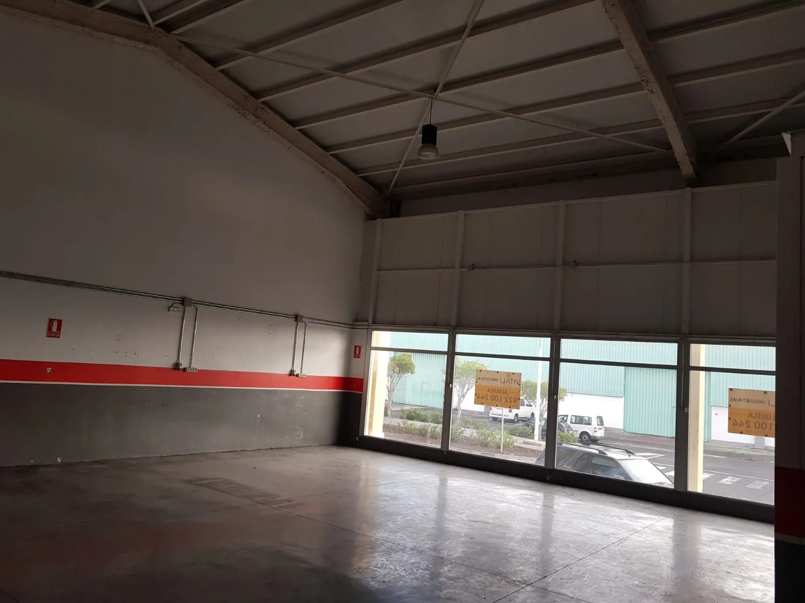 Nave disponible en el polígono Polígono industrial Las Chafiras, San Miguel de Abona (ref. N0403)